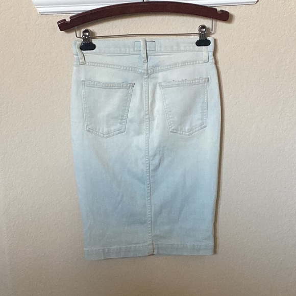 Revolve Current Elliott Women’s Distressed Button Down Denim Skirt Size 27 - Picture 4 of 5